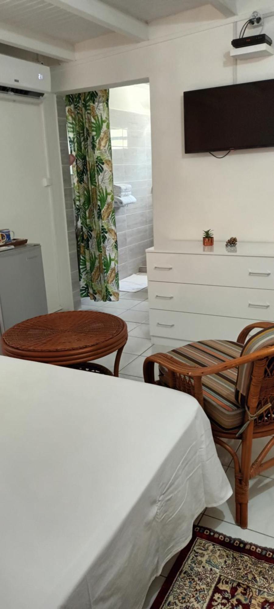 Chambre Climatisee Bouillante Exterior foto